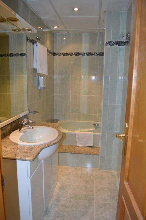 Hotel Don Pelayo Arbós Zewnętrze zdjęcie