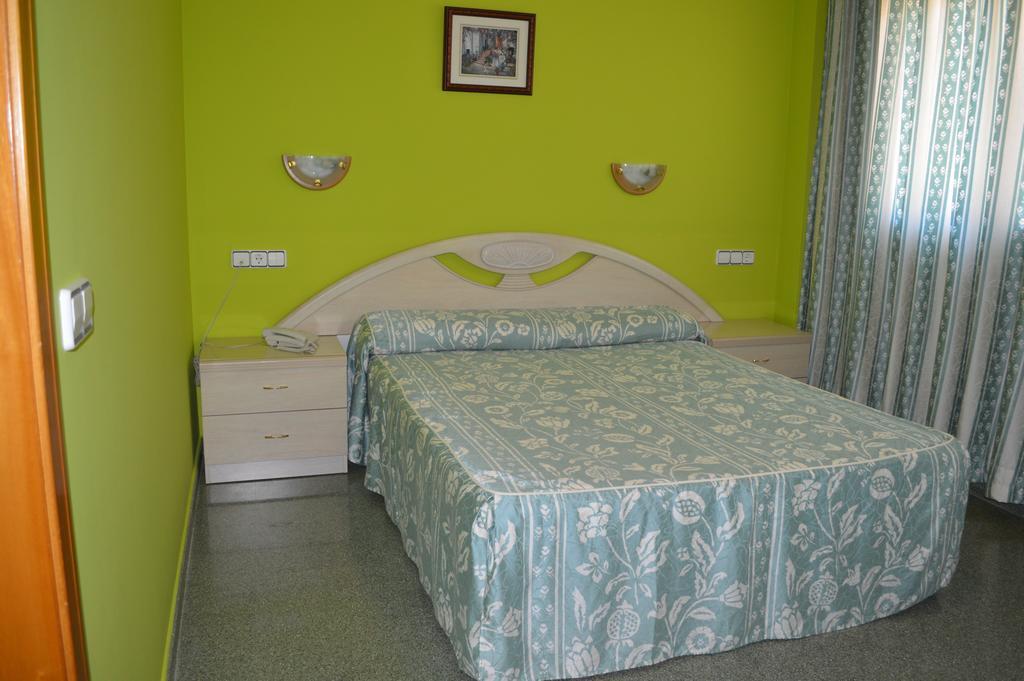 Hotel Don Pelayo Arbós Zewnętrze zdjęcie