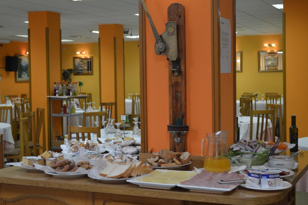 Hotel Don Pelayo Arbós Zewnętrze zdjęcie