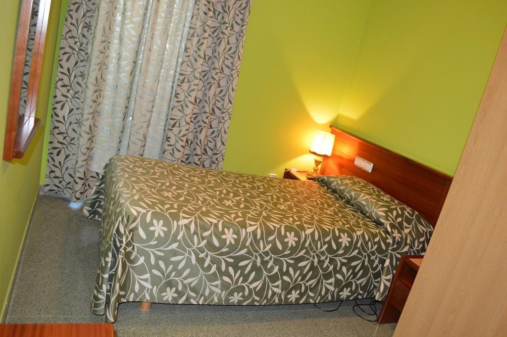 Hotel Don Pelayo Arbós Zewnętrze zdjęcie